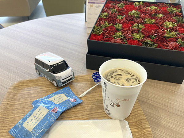 ドリンクとお菓子